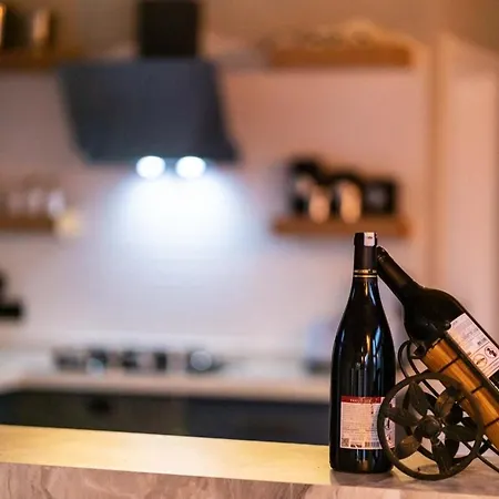 Spacious Pool, Jacuzzi Casa vacanze Adakoy